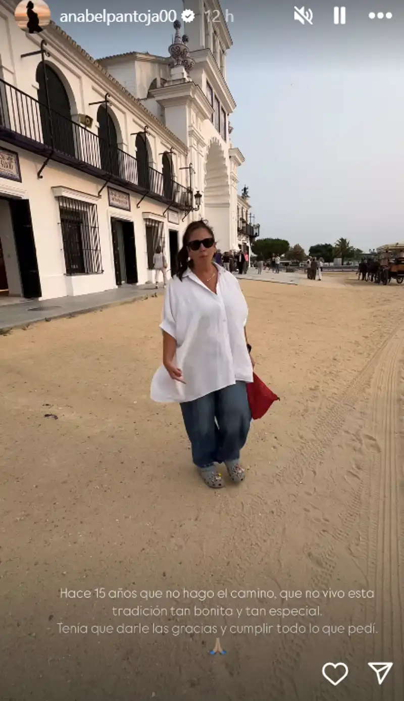 Anabel Pantoja en la aldea del Rocío 
