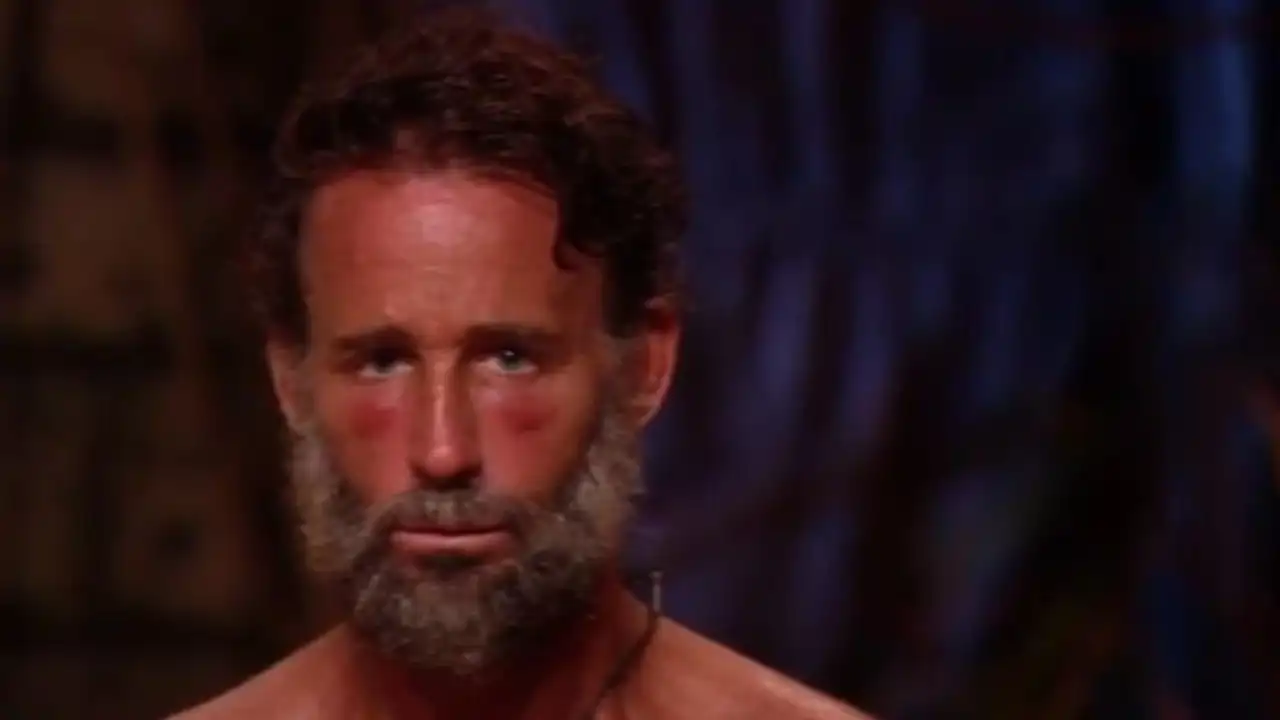Álvaro Muñoz Escassi, abatido, reflexiona con Pelayo sobre su nominación en la gran final de 'Supervivientes': "Igual el camino es otro"