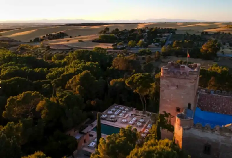 Exterior del Castillo de Batres