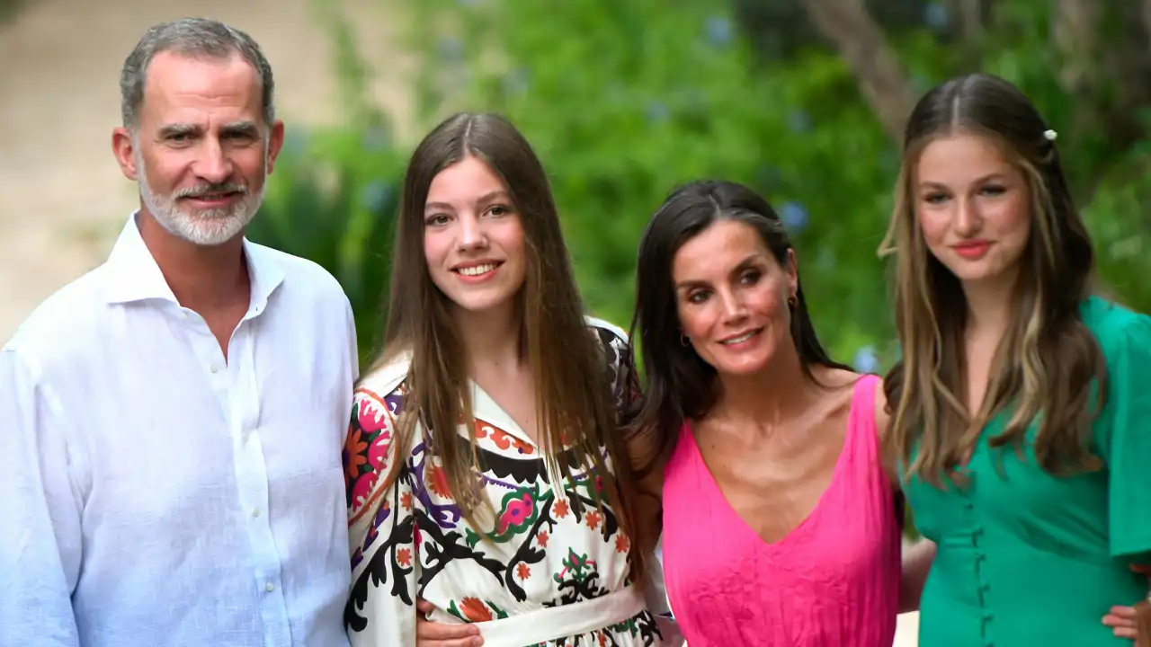 Entramos en el interior de Marivent, el espectacular palacio en el que los Reyes Felipe y Letizia pasan sus vacaciones de verano con sus hijas, Leonor y Sofía