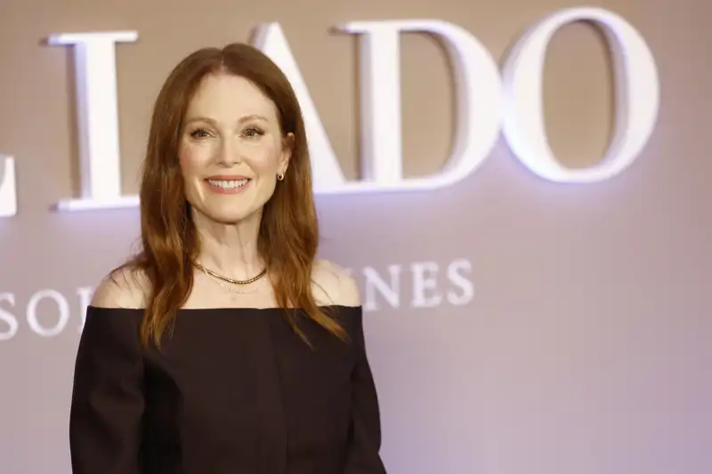 Julianne Moore posa durante un photocall 