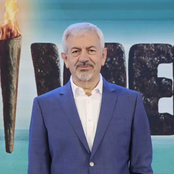 Supevivientes, Carlos Sobera