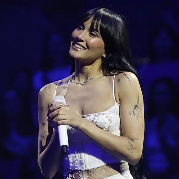 Aitana presentando su nuevo trabajo, "Cuarto Azul", en el Movistar Arena.