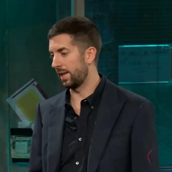 Jorge Ponce y David Broncano, ajenos a la entrevista a Melody, bromean sobre los datos de 'El hormiguero': "Ya quisieras tú"
