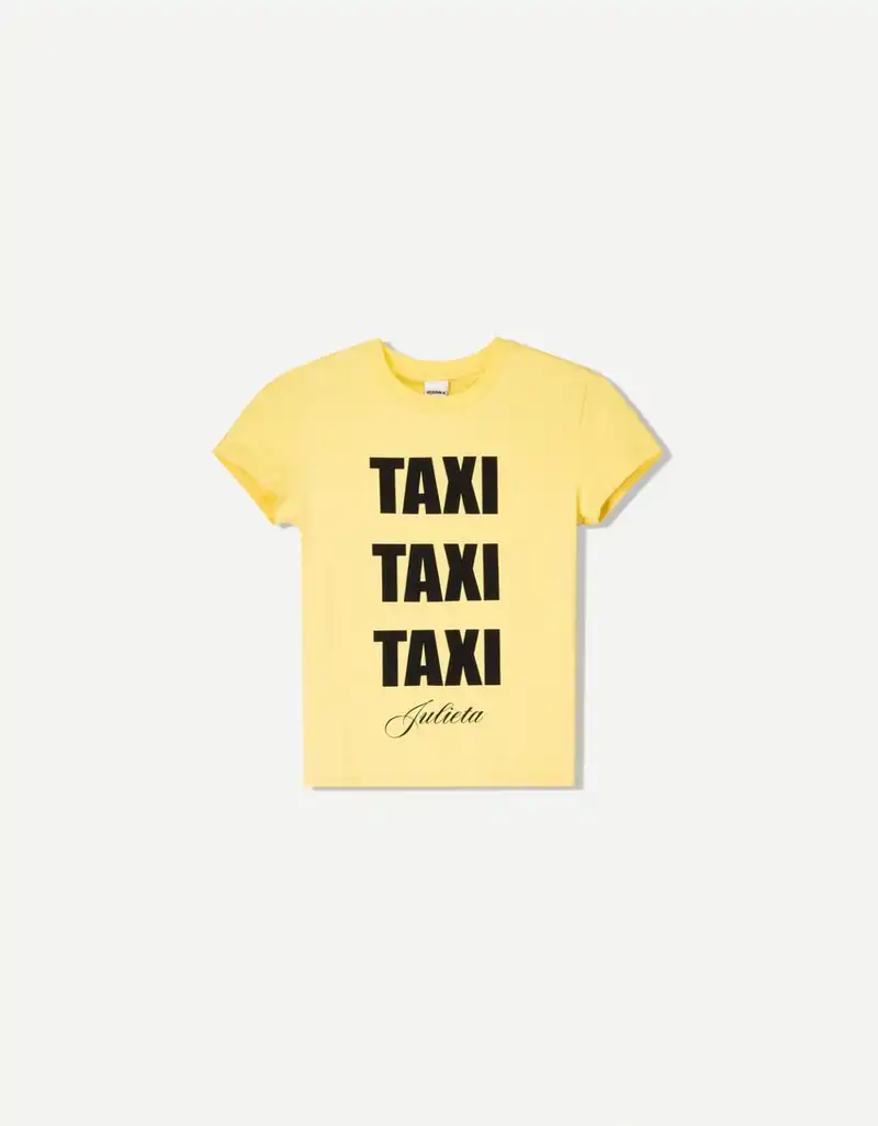 Camiseta Julieta manga corta de Bershka 15,99 euros