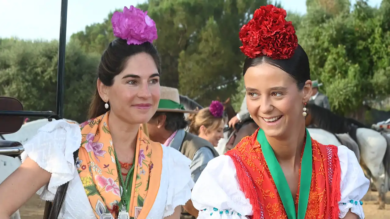 De Victoria Federica a Lourdes Montes: los nuevos y rompedores looks de las famosas a pocas horas del día grande en El Rocío 