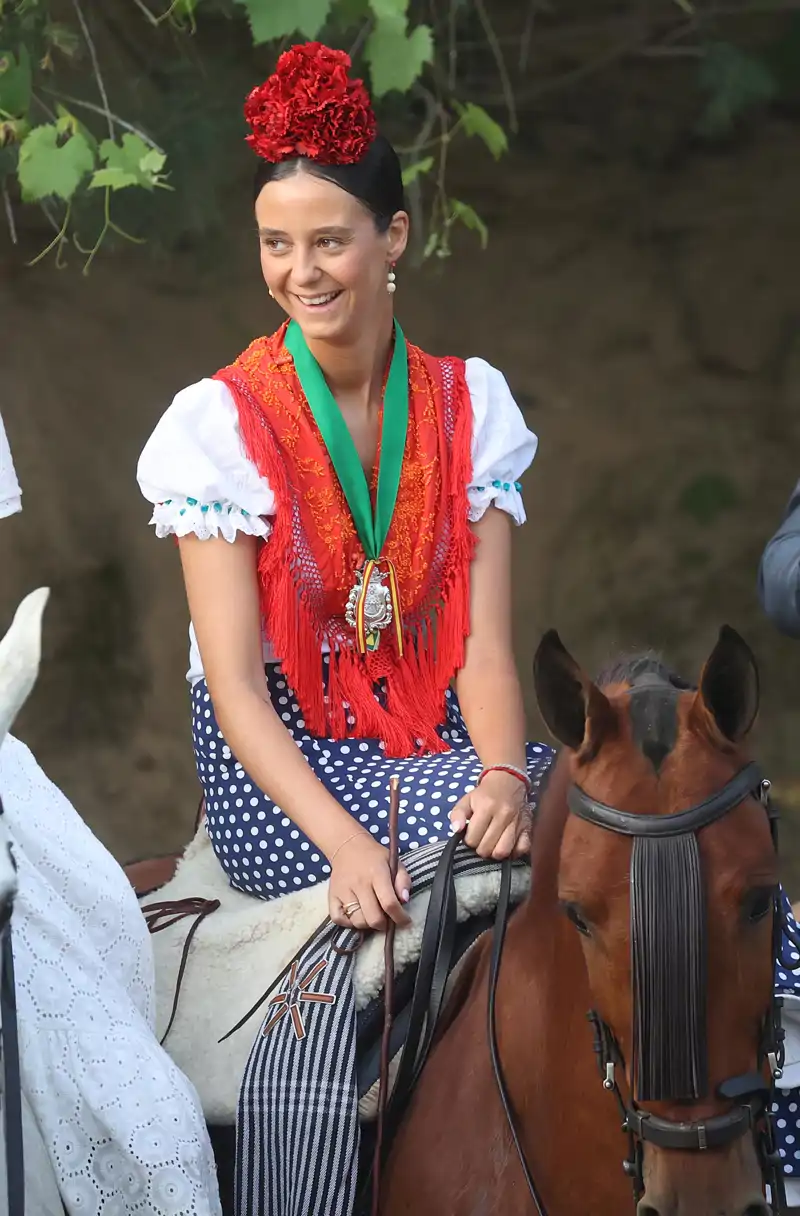 El estilismo de Victoria Federica para triunfar en el Camino de El Rocío 2025 