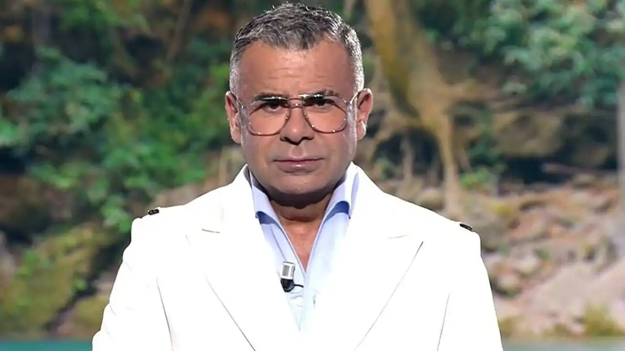Jorge Javier Vázquez comunica el inesperado movimiento de la organización de 'Supervivientes 2025' que cambia el rumbo de la recta final del reality