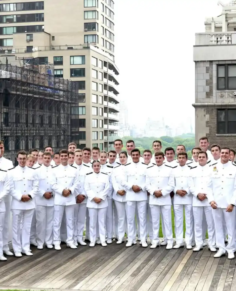 La dotación del Juan Sebastián de Elcano con la Princesa Leonor en Nueva York