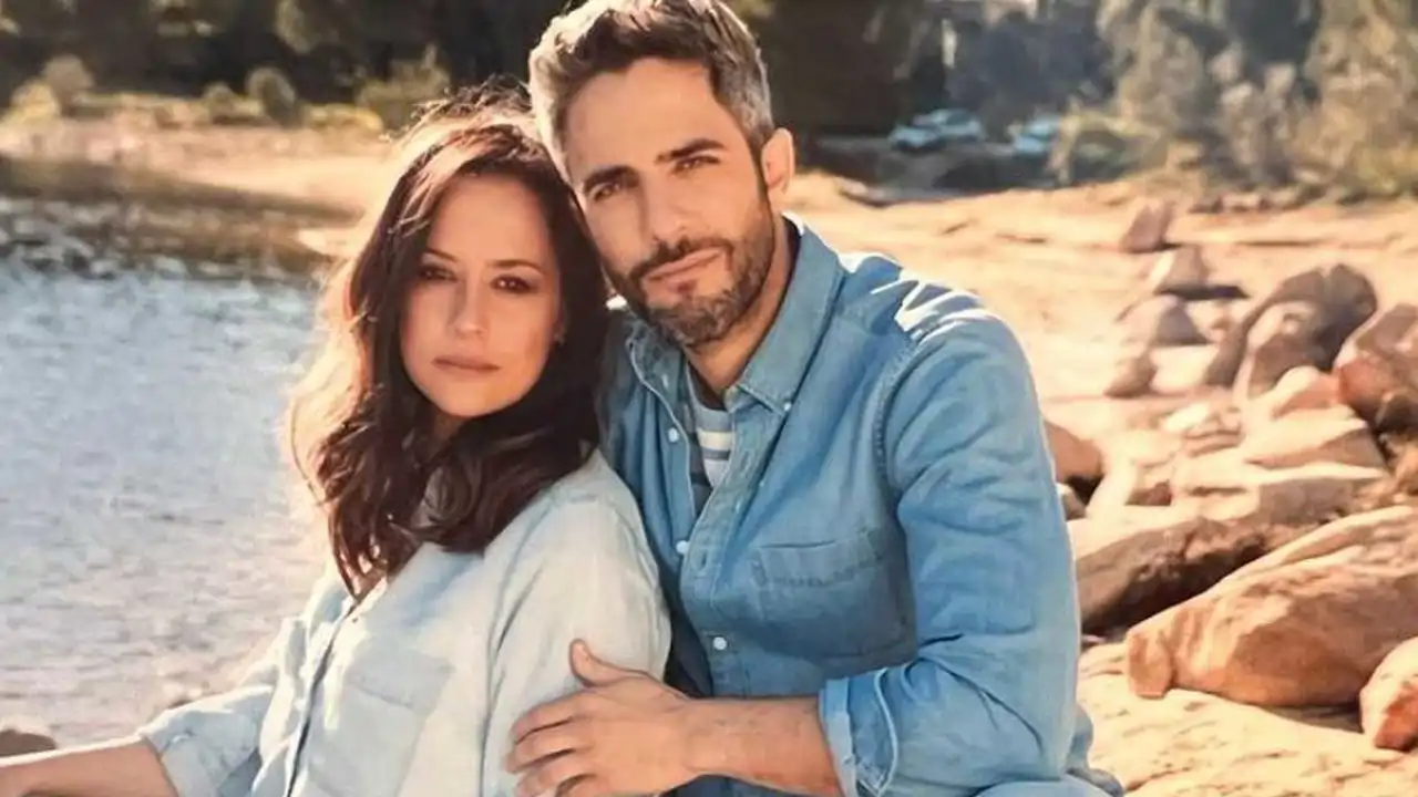 Las tres bodas de Roberto Leal, que esta noche visita ‘El Hormiguero’, con su mujer, Sara Rubio