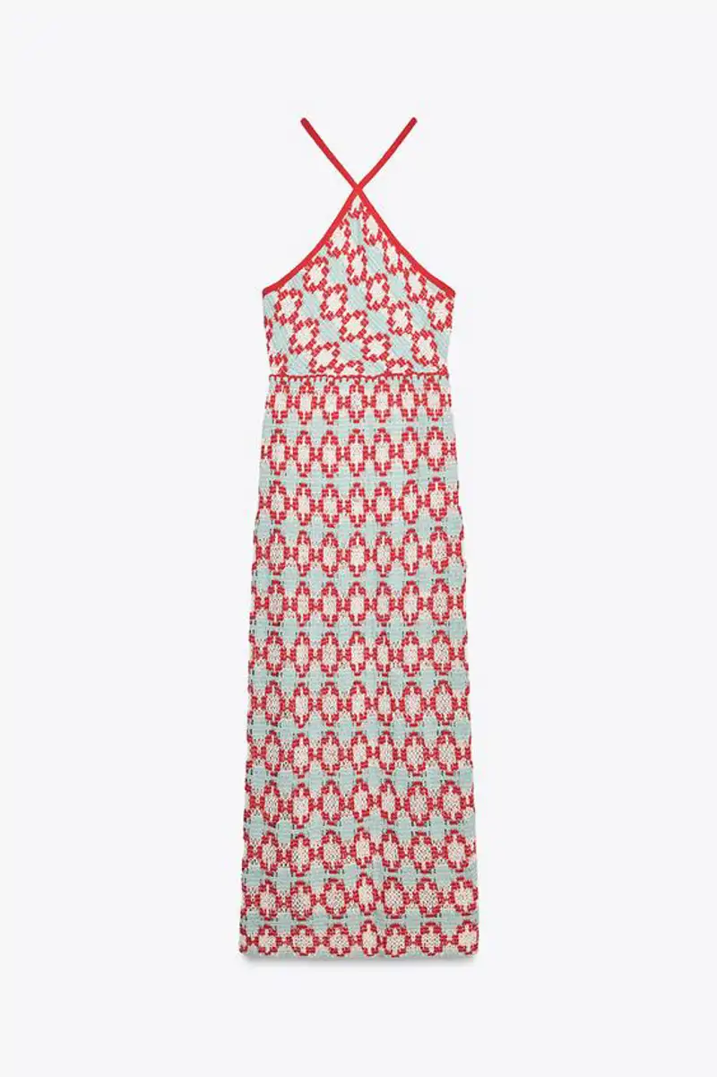 Vestido halter punto de Zara 29,95 euros