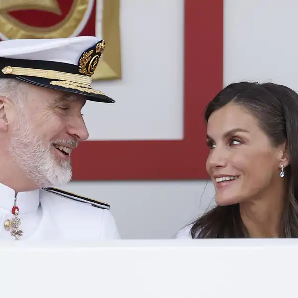 El Rey Felipe y la Reina Letizia en el Día de las Fuerzas Armadas