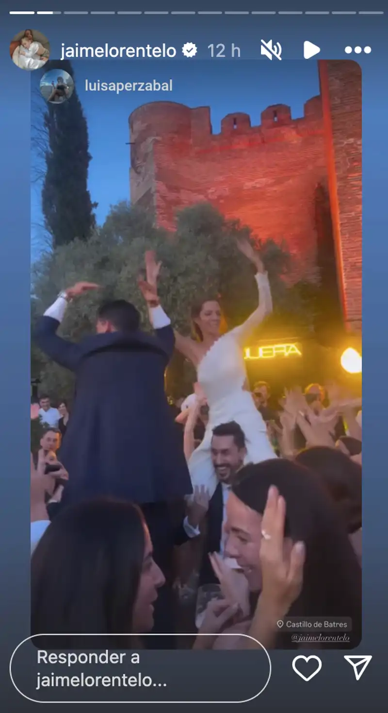 Jaime Lorente y Marta Goenaga en su boda