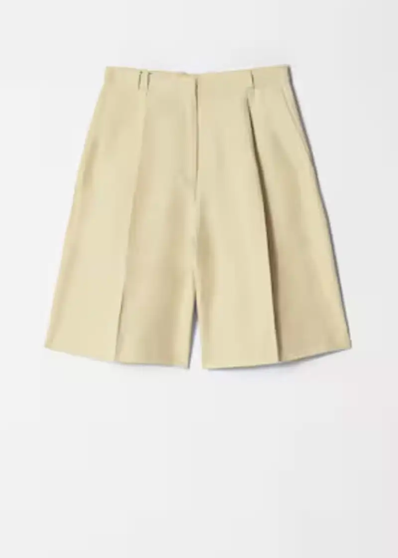 Bermudas entalladas de & Other Stories 59 euros 