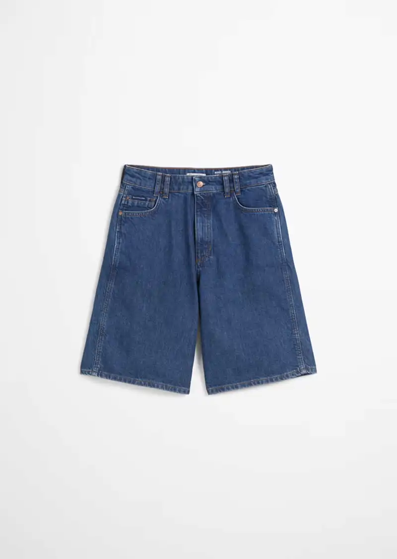 Bermudas modelo Jonnda relajado de tela vaquera de Marc O´Polo 94,95 euros 