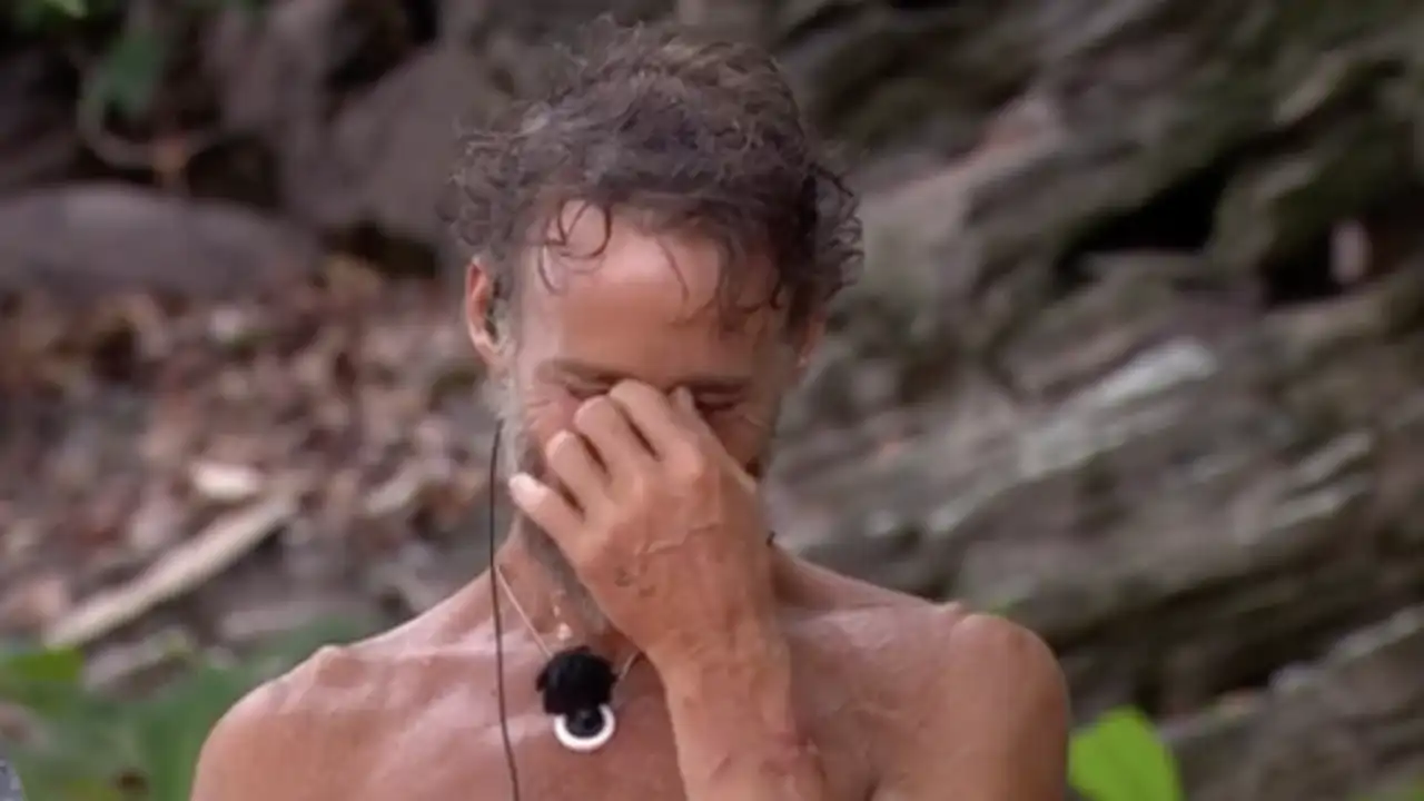 El hijo de Álvaro Muñoz Escassi rompe su regla de oro en 'Supervivientes 2025' y hace llorar a su padre con el mensaje más emotivo: "Eres increíble"
