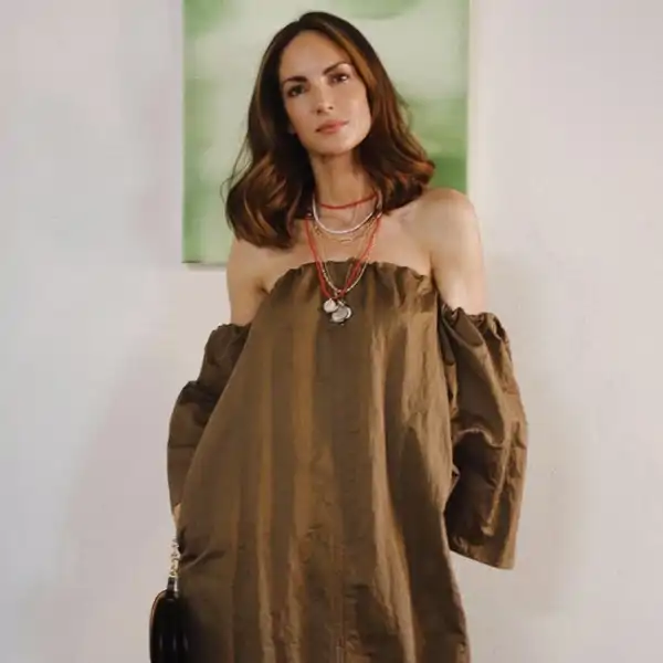 Estos 5 vestidos recién aterrizados en Zara seguro que están en la maleta de verano de las ‘pijitas’ más elegantes