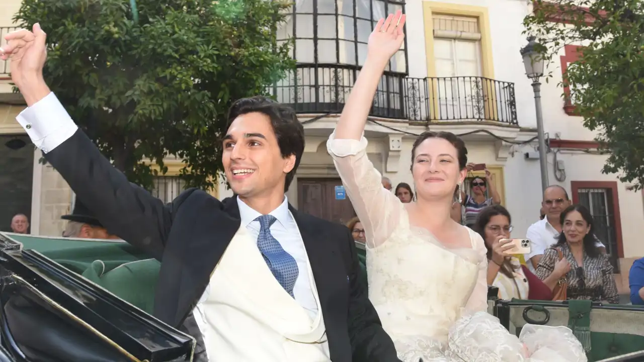 María José Gómez y Verdú, experta en protocolo: "El gesto de pedir dinero en la invitación de boda puede interpretarse como poco elegante, e incluso ofensivo"
