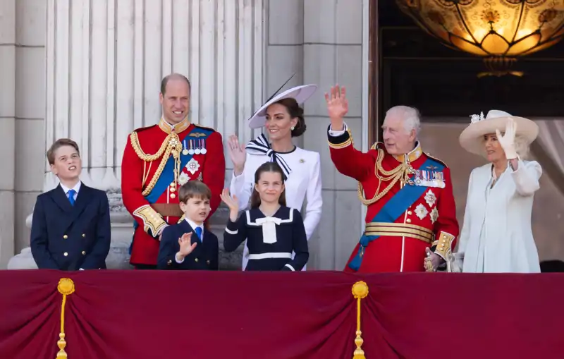 Los Reyes de Inglaterra y los Príncipes de Gales durante el último 'Trooping the colour'.