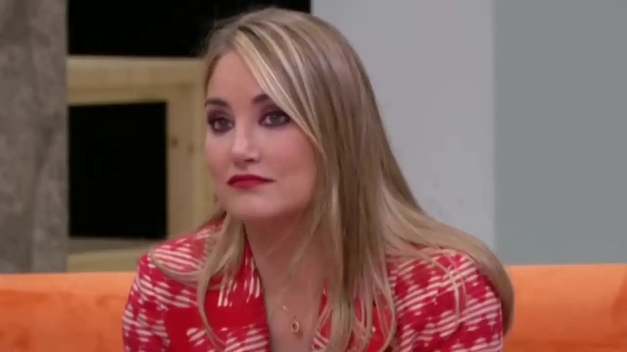 Alba Carrillo en 'La familia de la tele'