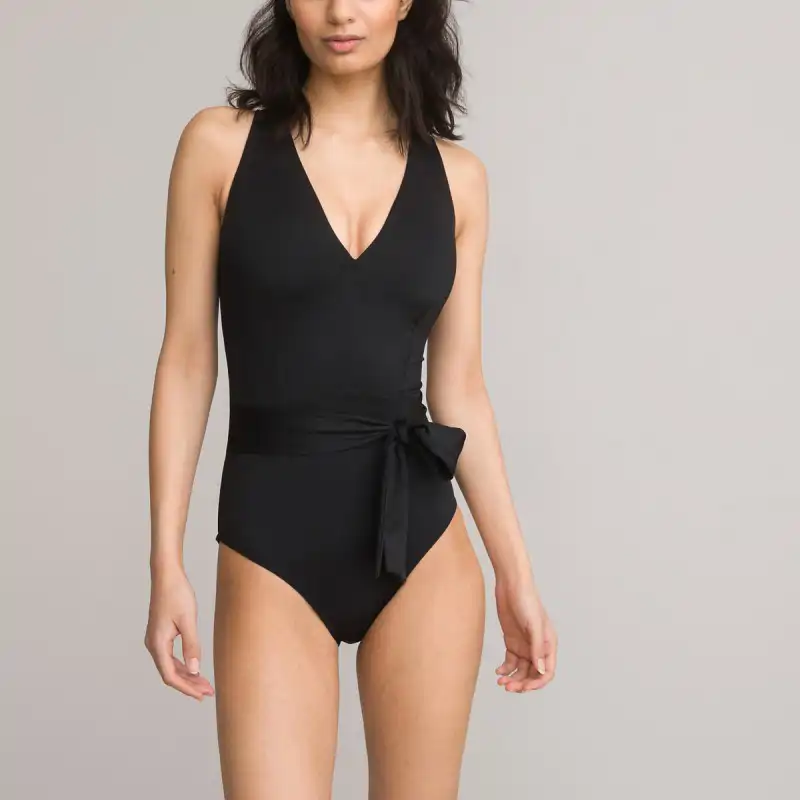 Bañador negro con lazo
