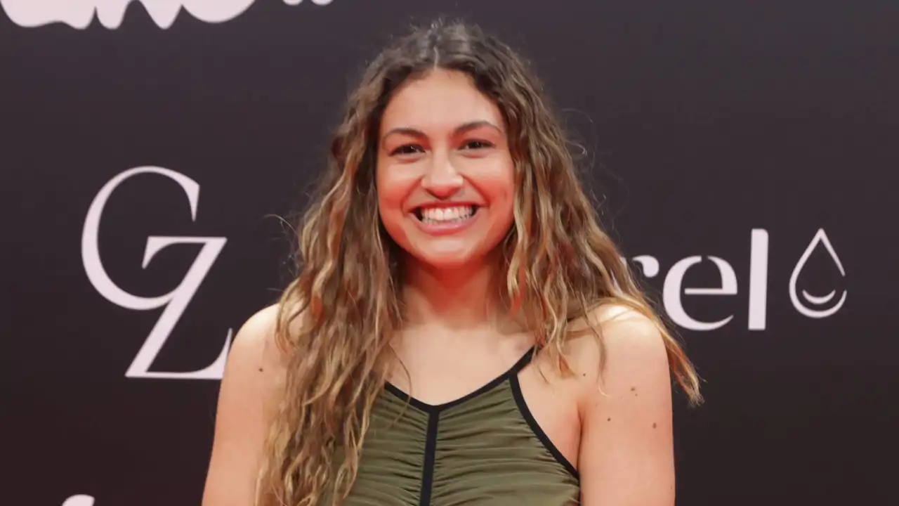 Esperansa Grasia en un photocall