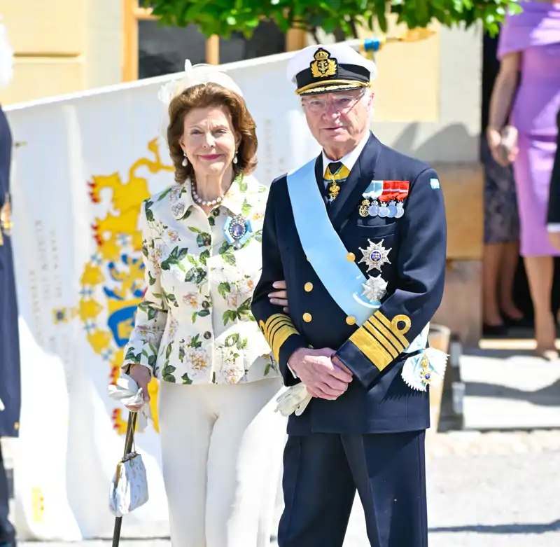 Los Reyes de Suecia en el bautizo de su nieta, la Princesa Inés