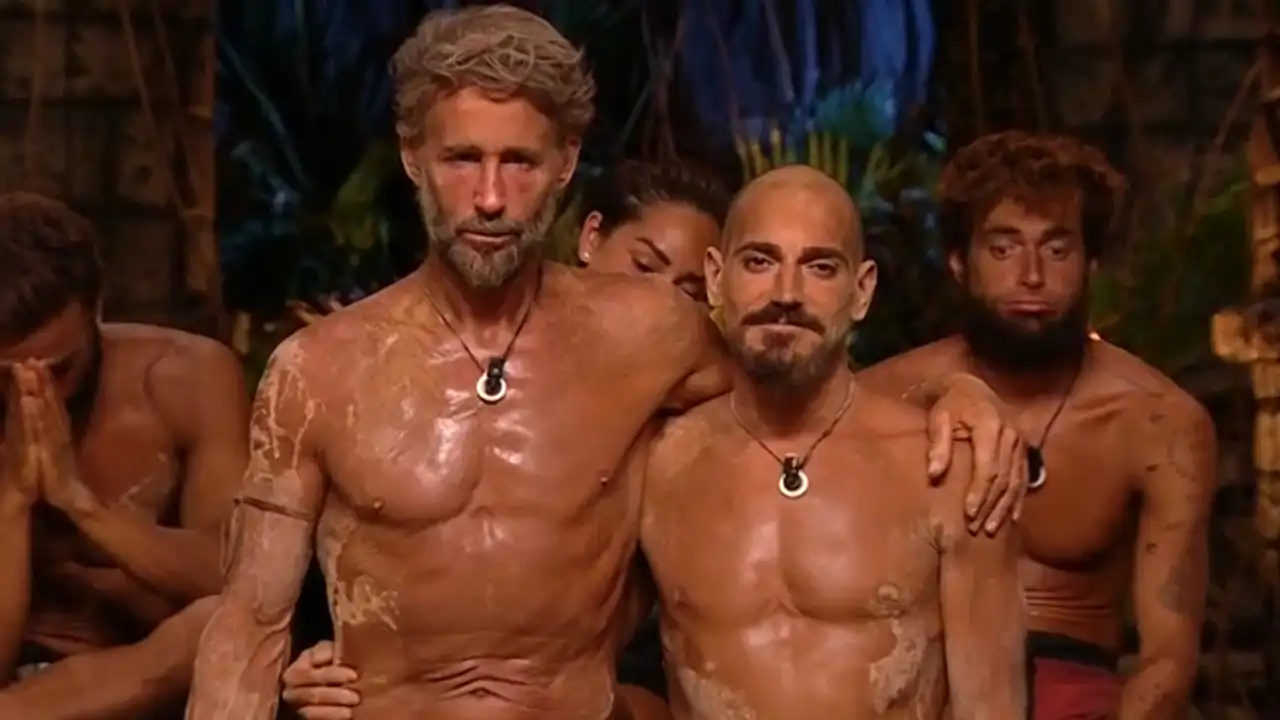 Los cuatro finalistas de 'Supervivientes 2025' se quedan en shock absoluto al conocer el nombre del último expulsado de la edición