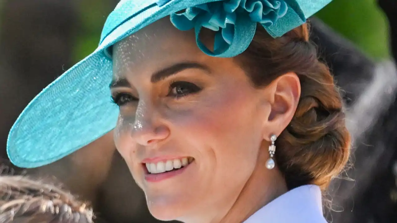 Lara Ferreiro, psicóloga, analiza todas las claves de la comunicación no verbal de Kate Middleton en el Trooping The Colour 2025: "Ha nacido para reinar"