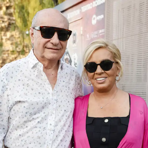  Carmen Borrego acuden a Mérida para presenciar el regreso a los escenarios de Raphael: "Tenía muy buena relación con mi madre"