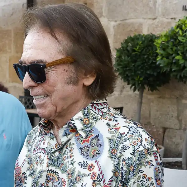Raphael revela cómo se encuentra ante su inminente regreso a los escenarios