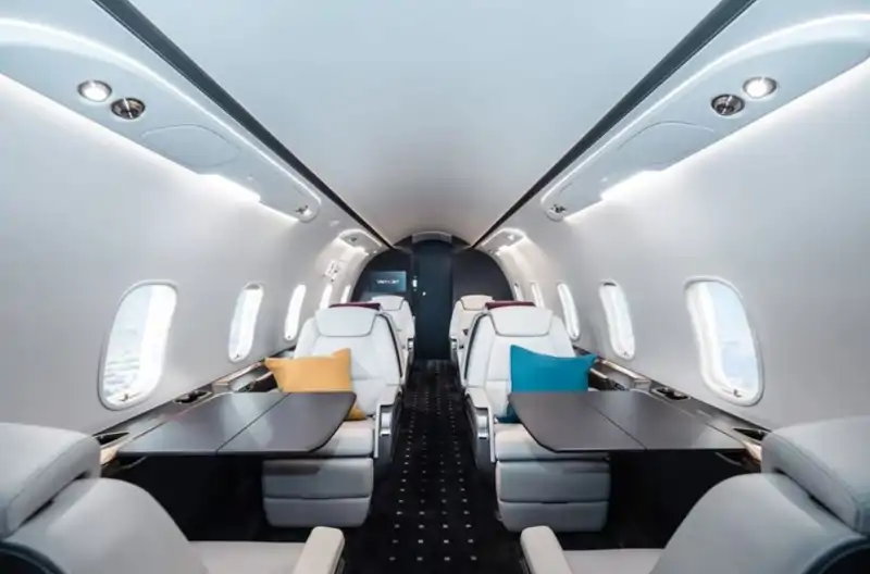 Bombardier Challenger 350 Private Jet