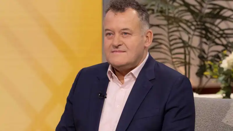 El Príncipe Harry estalla contra Paul Burrell, el mayordomo de Lady Di: "Es un hijo de puta con dos caras"