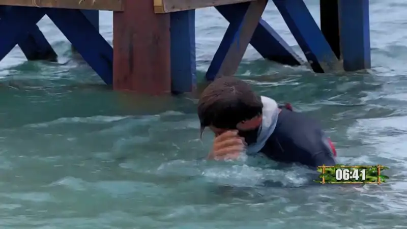 Montoya cae al agua en 'Supervivientes'