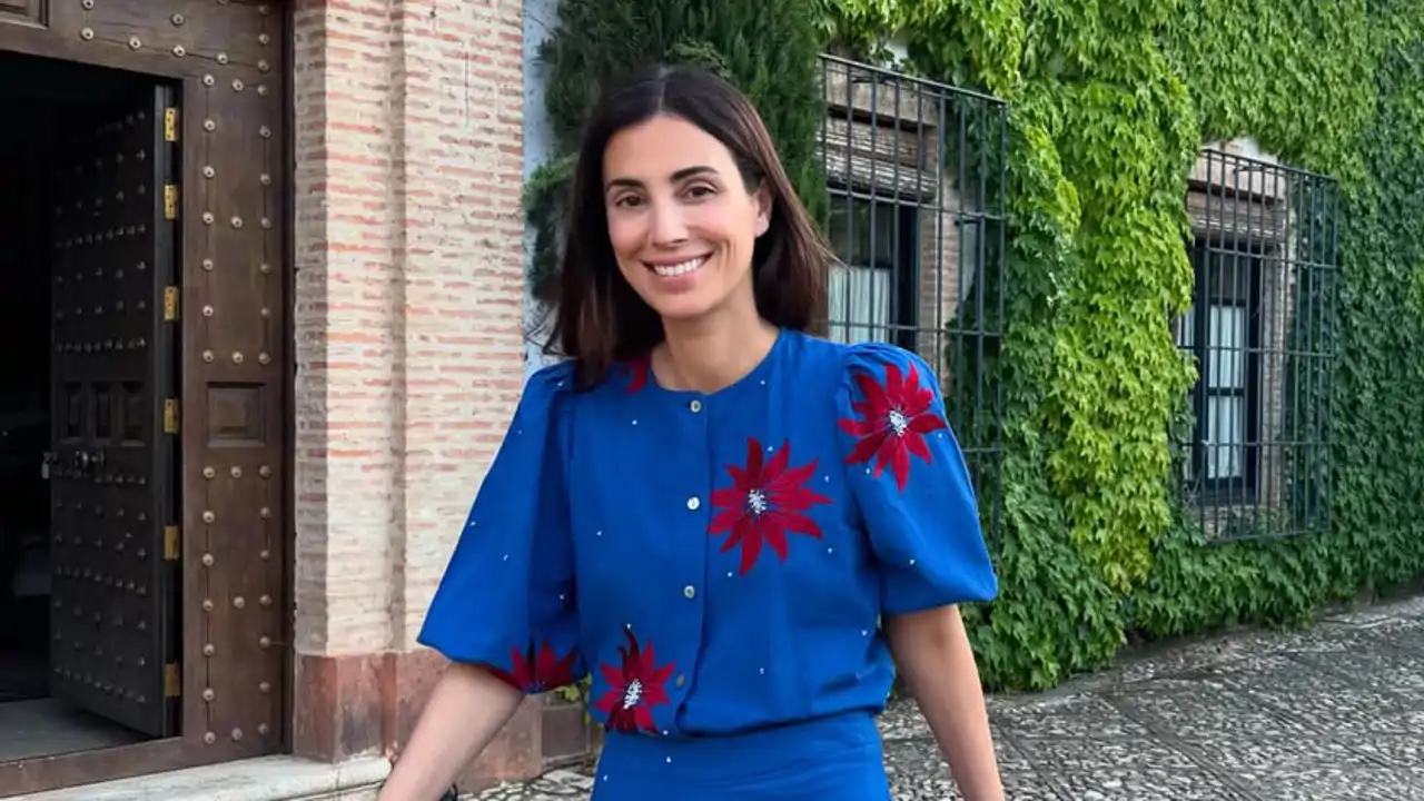 Sassa de Osma tiene el perfume con notas de higo y rosa que está de moda entre las mujeres elegantes: "el verano viene en un frasco"