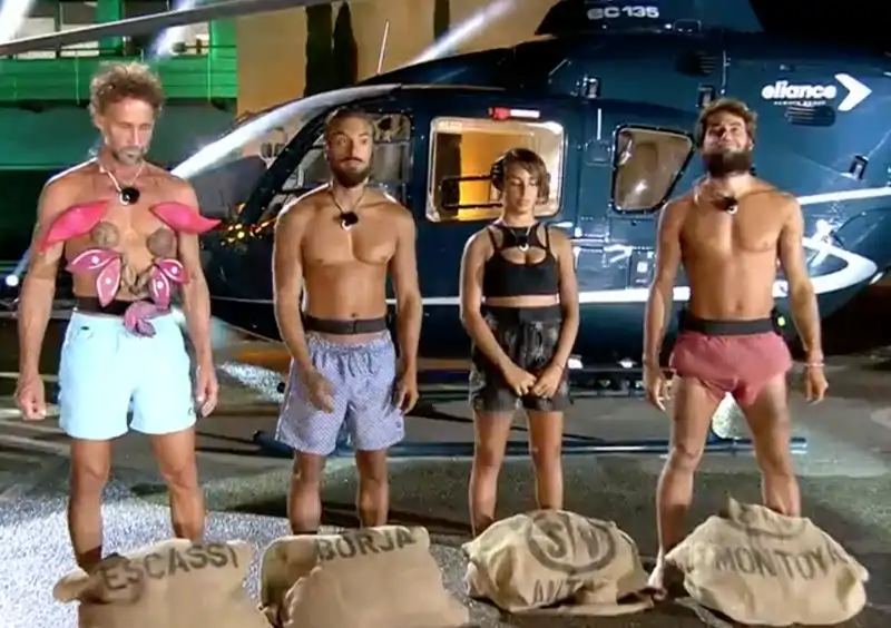 Escassi, Borja, Anita y Montoya en 'Supervivientes'