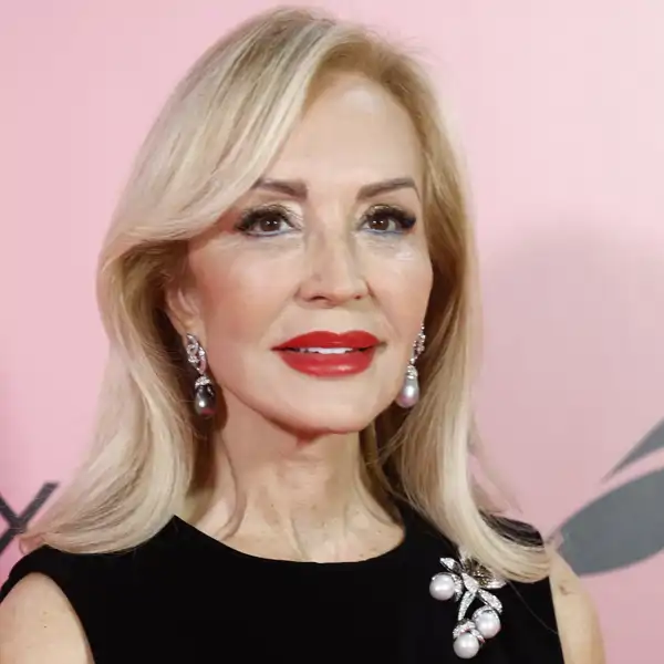 Carmen Lomana posa durante un photocall