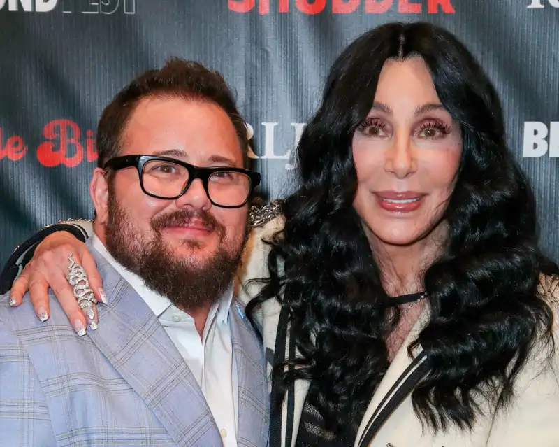 Chaz, el gran apoyo de Cher