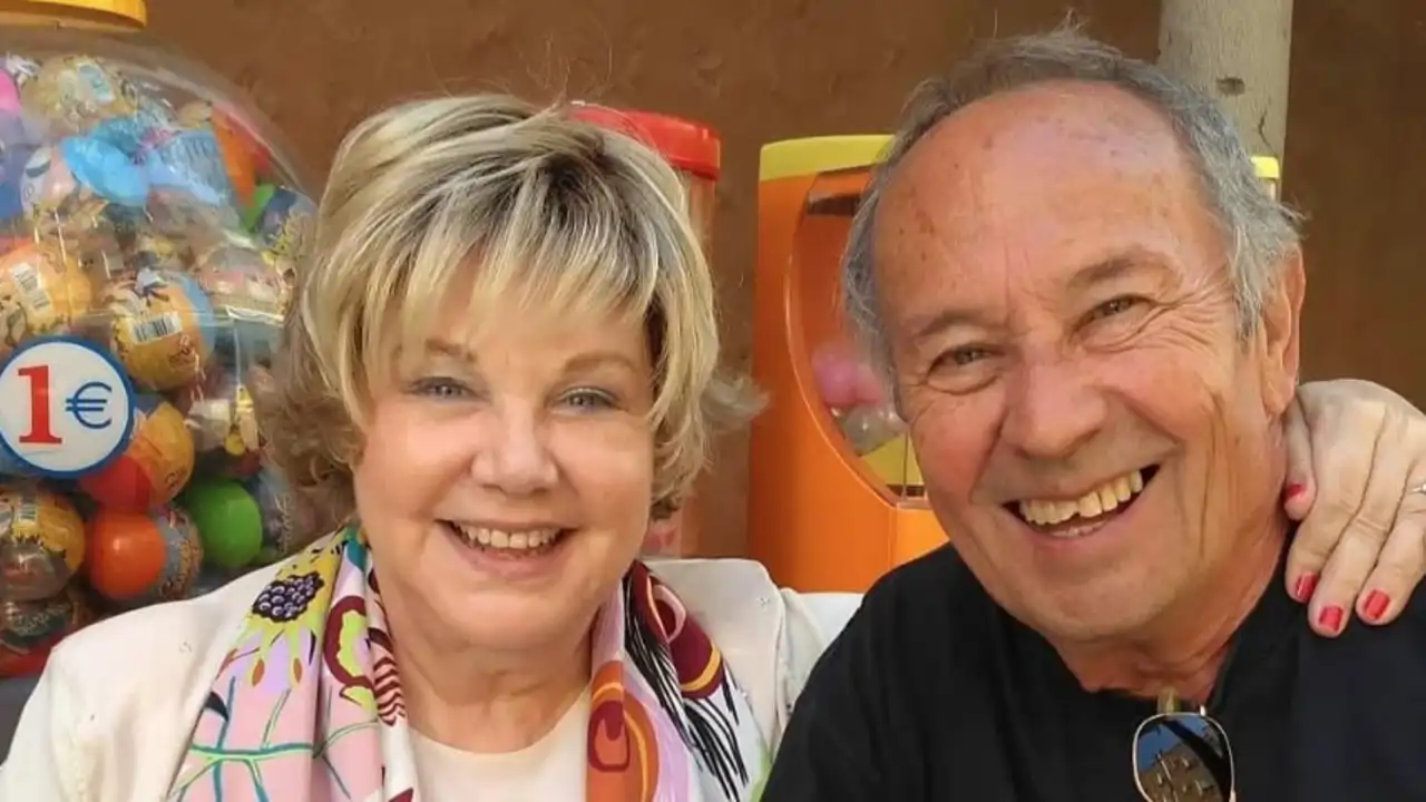Karina, rota por la muerte de su hermano Paco: "Gracias a él me enamoré de la música"