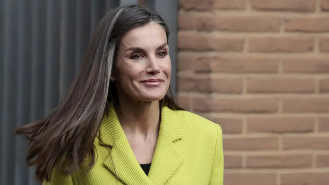 Ni rojo, ni azul: el color pistacho es el rey del verano 2025 y estas 5 prendas de Zara lo demuestran y están arrasando