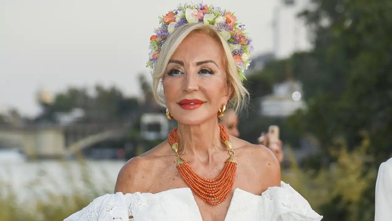 Carmen Lomana (76 años): "La caja azul de Nivea es genial para nutrir manos, codos, rodillas y prevenir las estrías"