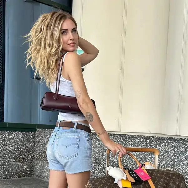 Una mochila de cabina, una cascada para piscinas o unas zapatillas "tipo barefoot", en las Rebajas de Verano (desde 10€) para disfrutar a tope de las vacaciones
