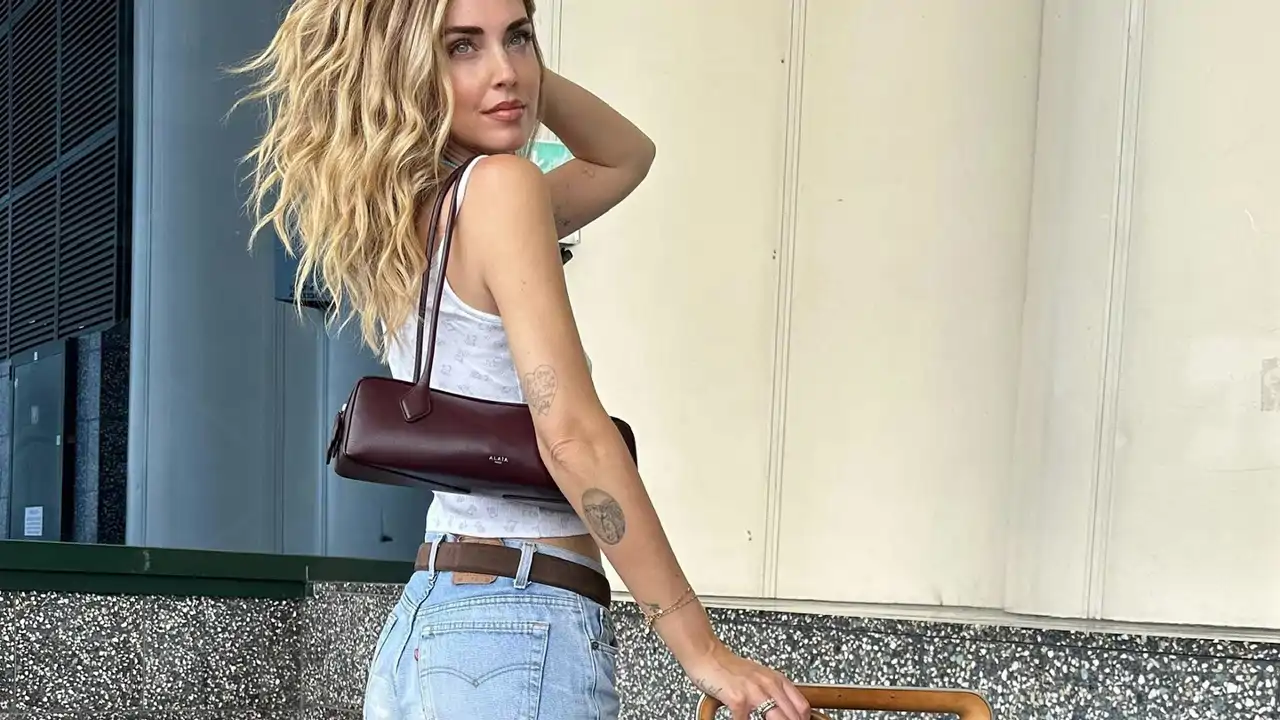 Una mochila de cabina, una cascada para piscinas o unas zapatillas "tipo barefoot", en las Rebajas de Verano (desde 10€) para disfrutar a tope de las vacaciones