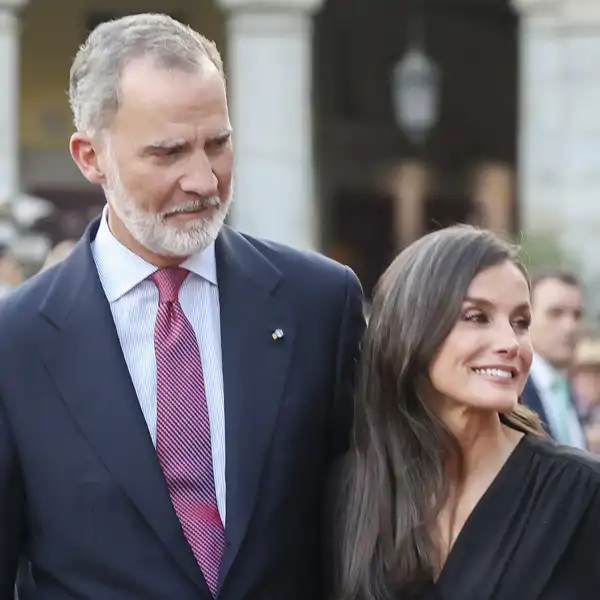 La agenda de los Reyes para la próxima semana: del viaje a Barcelona de Felipe y Letizia a la ayuda ‘in extremis’ de doña Sofía