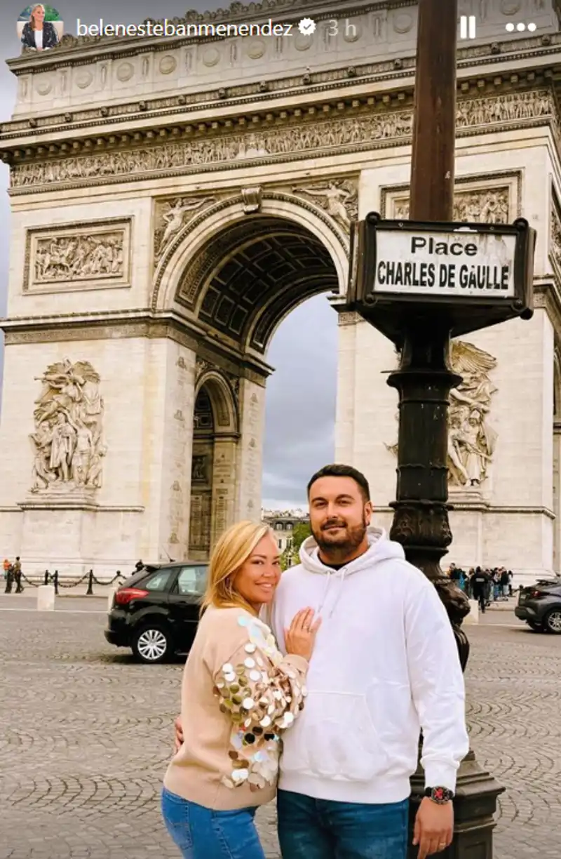 Belén Esteban y Miguel Marcos en París. 