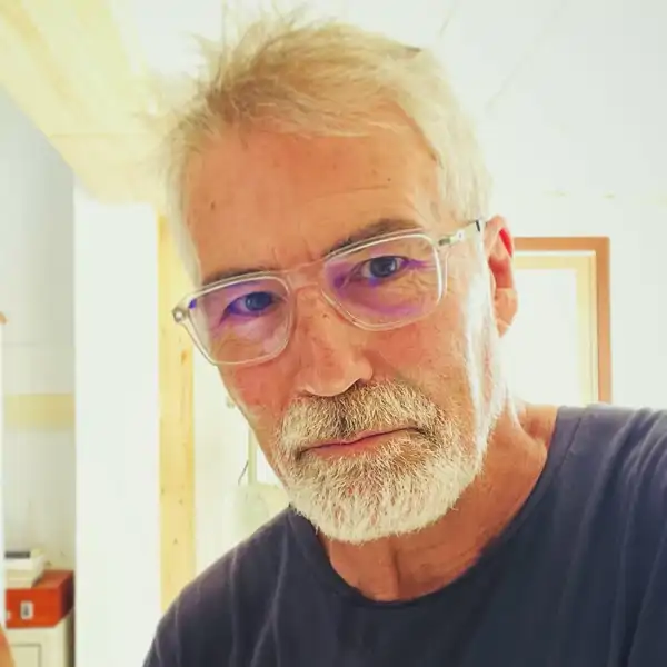 El pueblo gallego que se ha convertido en un refugio para David Cantero tras su salida de Informativos Telecinco: "Voy para desintoxicarme y ser feliz"