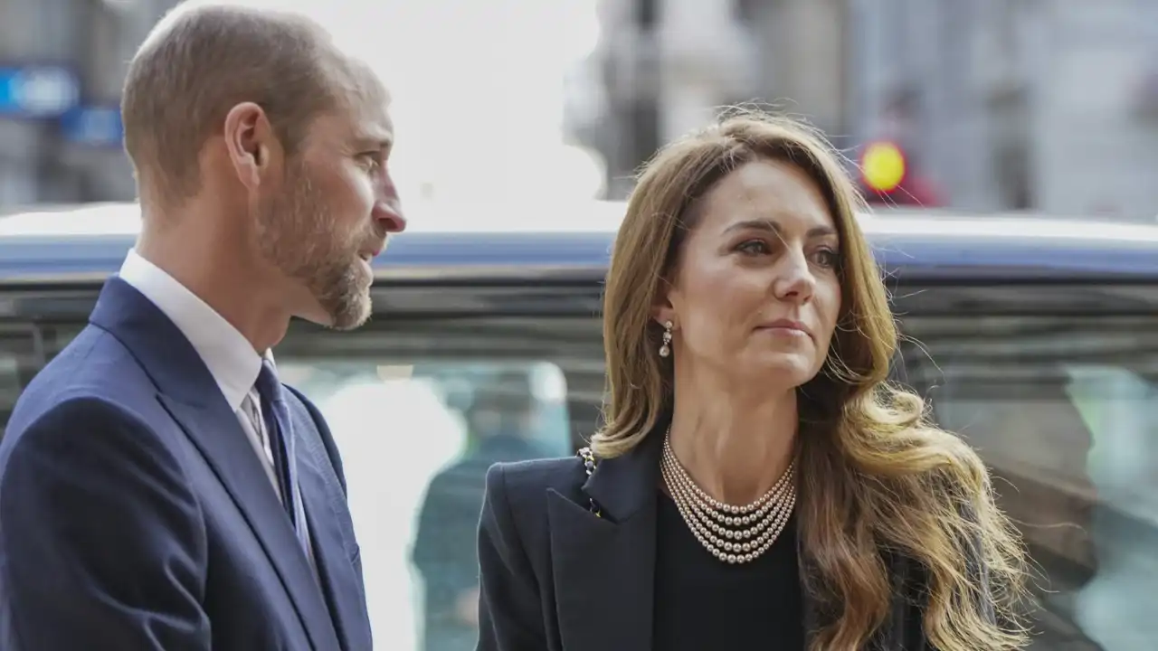 Una fuente de Buckingham advierte a la Corona británica sobre el estado de Kate Middleton: "Si necesita más tiempo para recuperarse, Guillermo luchará con uñas y dientes"
