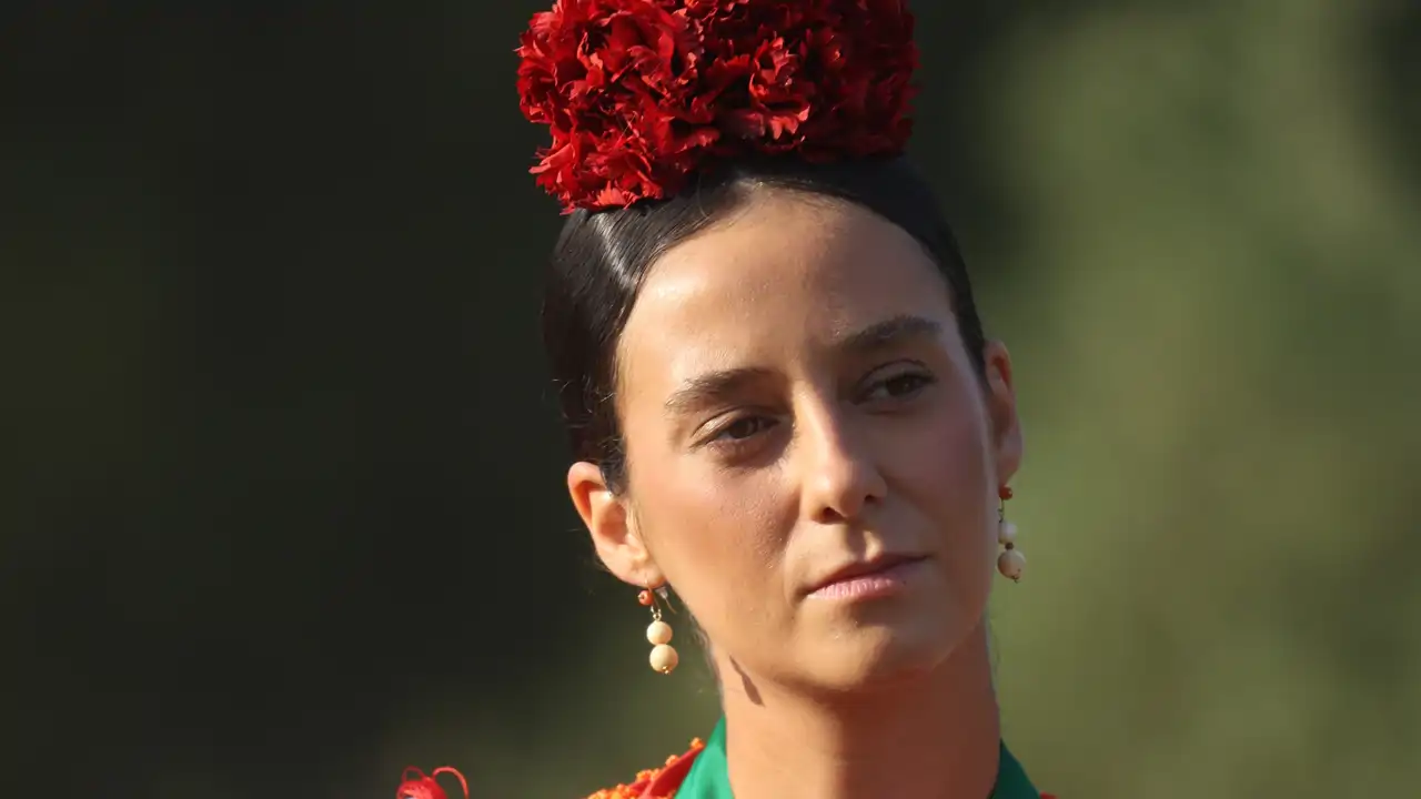 Victoria Federica a caballo en su última visita a la aldea de El Rocío