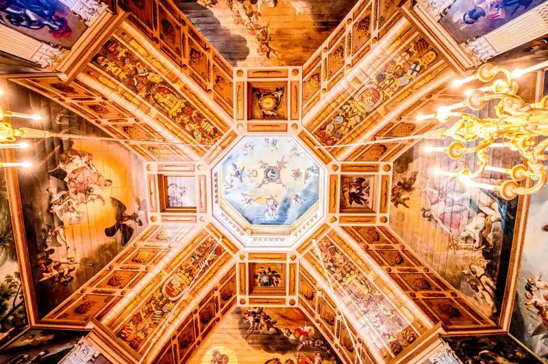 El salón Orange del Palacio Huis ten Bosch