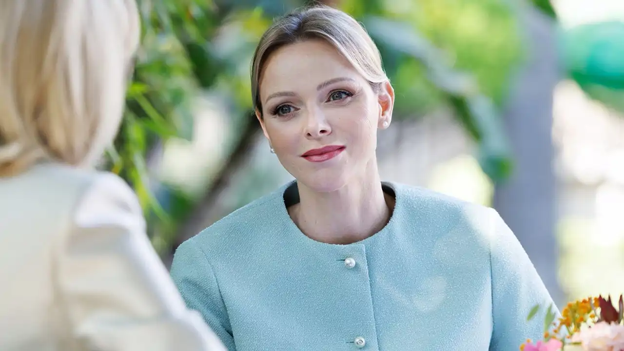 La estrategia de Charlène de Mónaco: elegancia y modestia en medio de las críticas por despilfarro